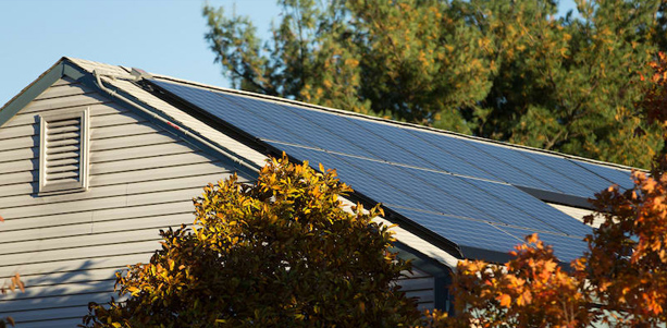  5Kw Sistema de energía solar híbrido tipo montado en el techo en Alemania